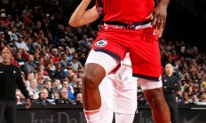 爱游戏vip注册-包含开拓者逆转快船，喜迎三连胜的词条