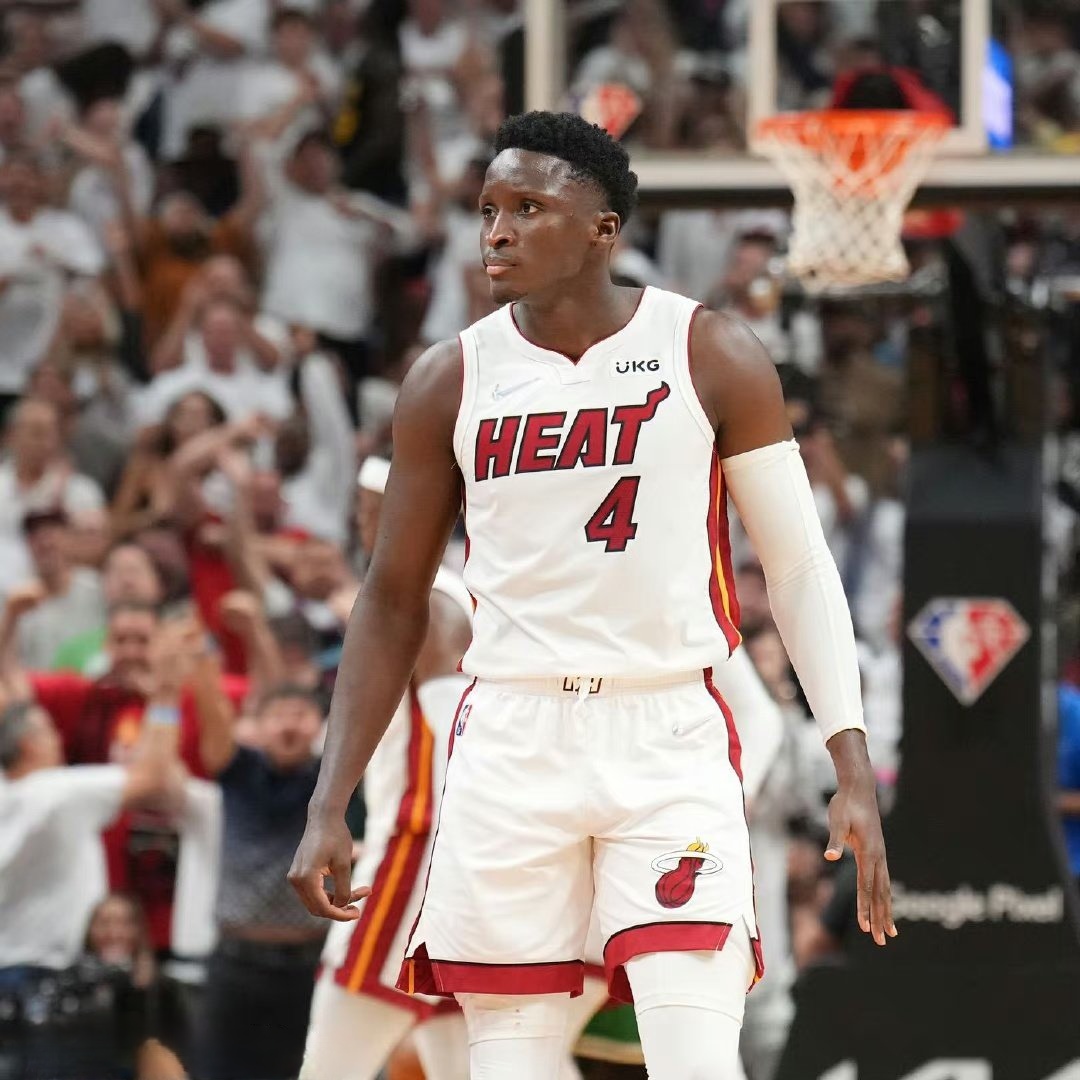 塞维利亚球星受伤报销，或影响下赛季表现的简单介绍