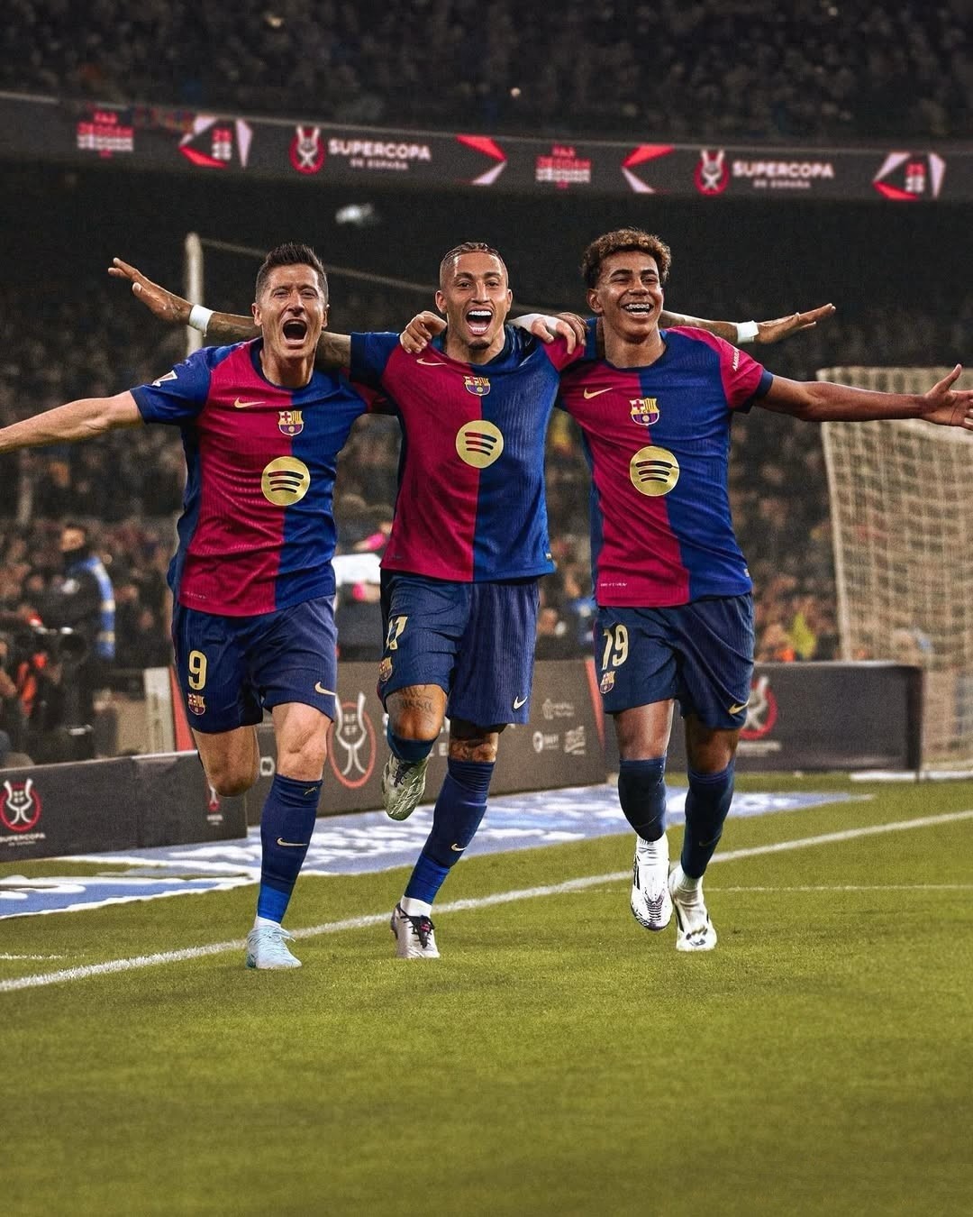 西班牙队在国际足坛上占据领先地位 西班牙队在国际足坛上占据领先地位